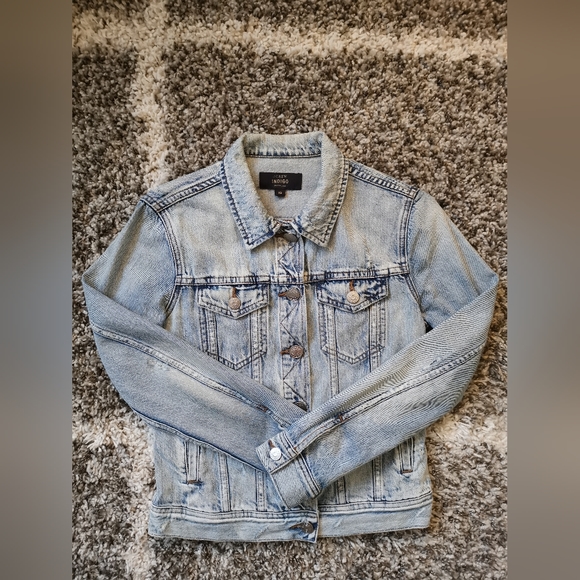 J.Crew Distressed Edgy Jean Jacket Size XS in Light Wash - Picture 2 of 6